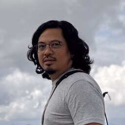 Y (Yin) Nyein